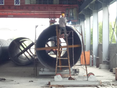 沧州打桩螺旋焊管机器设备